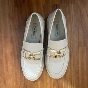 Steve Madden Cream Loafers